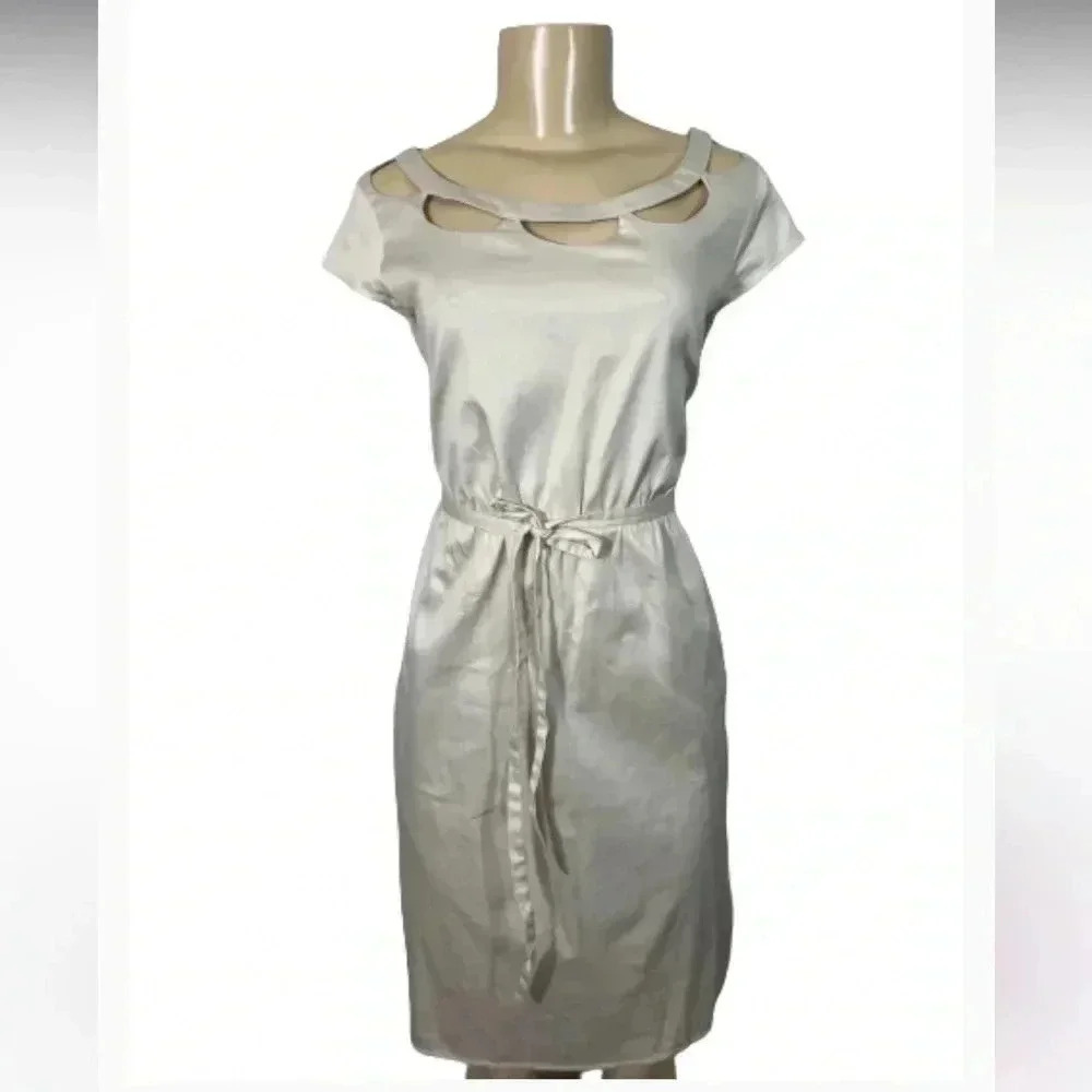 MERONA FESTIVAL DRESS KHAKI TAN  MIDI FIT‎ & FLAIR CAP SLEEVE